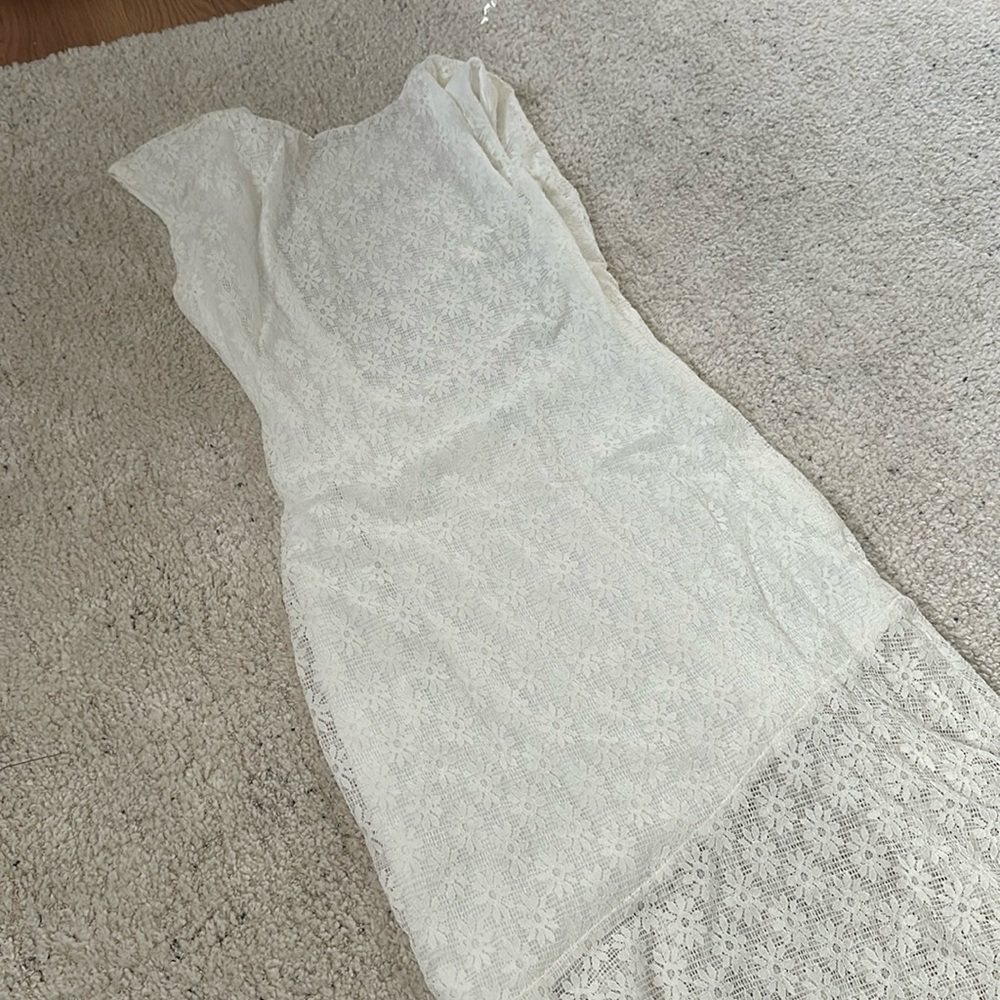 Peppermayo White Lace Midi Dress - Picture 2 of 4